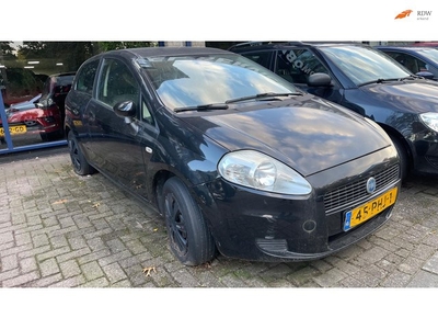 Fiat Grande Punto 1.4 Sportsound*het betreft een auto voor