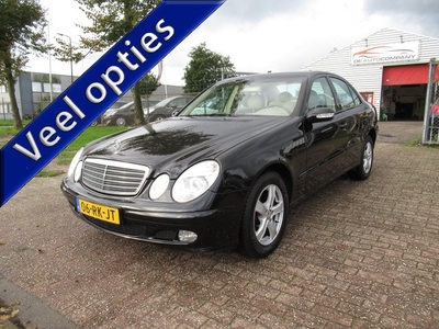 Mercedes-Benz E-Klasse 200 K. Classic 3e Eigenaar Dealer