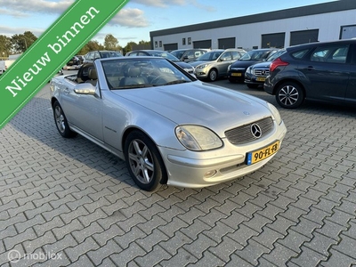 Mercedes SLK-klasse 200 K. HANDEL EXPORT ZO MEE