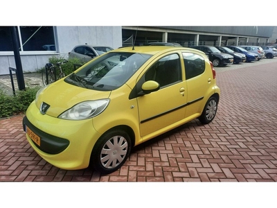 Peugeot 107 1.0 APK/5Deurs