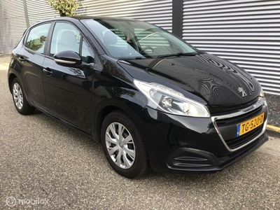 Peugeot 208 1.2 PureTech Signature