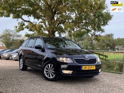 Skoda Octavia Combi 1.2 TSI Businessline Automaat Navi