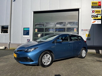 Toyota Auris 1.8 Hybrid Business