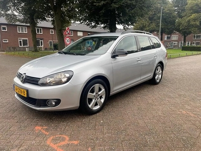 Volkswagen GOLF Variant 1.6 TDI Style BlueMotion (bj 2011)