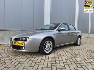 Alfa Romeo 159 1.9 JTS Distinctive Sedan