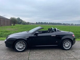 Alfa Romeo Spider 1.7 T Exclusive 69184km (bj 2011)