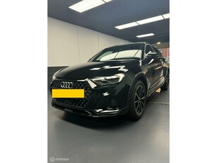 Audi A1 Citycarver 30 TFSI 2022 zwart