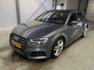 Audi A3 Sportback 35 TFSI 3x S-Line Black Edition Pano NAP