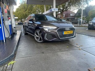 Audi A3 Sportback 35 TFSI S edition Digital Dash.