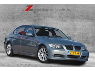 BMW 3-serie 320i High Executive Navigatie Sportstoelen