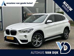 BMW X1 sDrive20i Centennial Executive | M-Sportstuur/Elektr.Stoelverst./Pano-dak/Trekhaak