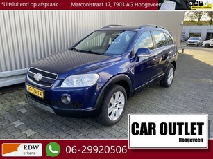 Chevrolet Captiva 3.2i Executive 7p. AUTOMAAT, Leer