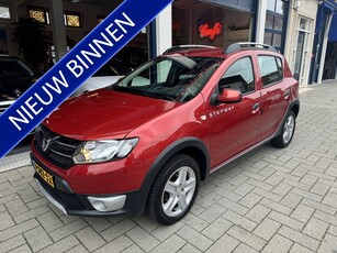 Dacia Sandero 0.9 TCe Stepway Lauréate DEALER O.H/NAVI