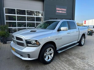 Dodge Ram 1500 5.7 V8 4x4 Quad Cab 6'4