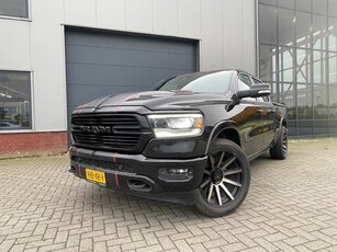 Dodge Ram Van 5.7V8 Hemi Laramie Night Edition eerste