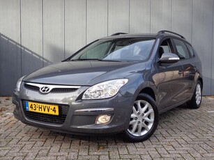 Hyundai I30 CW 1.6i Cross Style Wagon Mooie&Prima