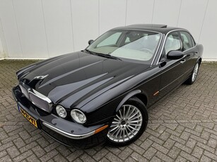 Jaguar XJ 3.0 V6 YOUNGTIMER ! Luchtvering Memory PTS