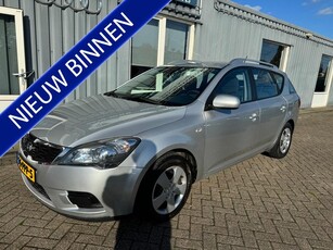 Kia cee'd 1.4 CVVT X-tra (bj 2011)