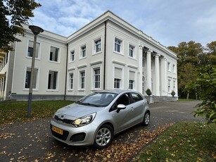 Kia Rio 1.2 CVVT 1:25!!,gereserveerd, 6.000 KM P/JR GEREDEN