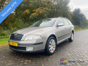 Škoda Octavia Combi 1.6 FSI Ambiente