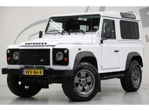 Land Rover Defender 2.2 D SW 90