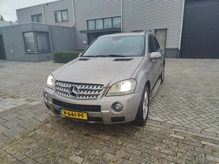 Mercedes-Benz M-Klasse ML 320 CDI 4MATIC Grijs Kenteken Bj