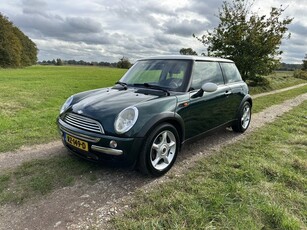 MINI Mini 1.6 Cooper Chili. Climate/cruise,Half