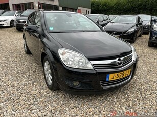 Opel Astra 1.4 Edition,Airco,stoelverwarming!