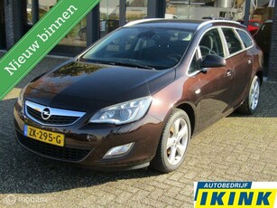 Opel Astra Sports Tourer 1.4 Turbo Selection AGR-stoelen