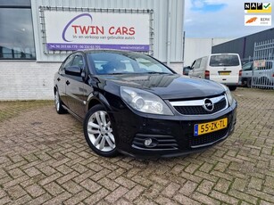 Opel Vectra GTS 1.8-16V Executive Xenon Navi