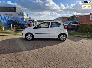 Peugeot 107 1.0 Active/2013/5DRS/AIRCO/KL, WIT/BOEKJES!!