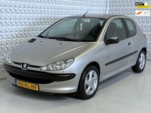 Peugeot 206 1.4 X-Design Airco AUTOMAAT / 131.000km (2005)