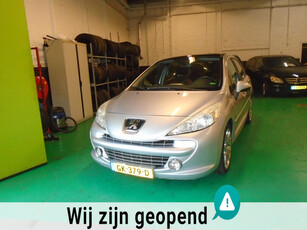 Peugeot 207 1.4 VTi Look 64 / AIRCO /PANORAMADAK / LM Velgen