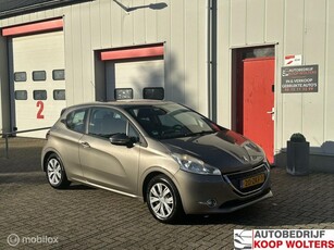 Peugeot 208 1.2 VTi Envy Navigatie Trekhaak