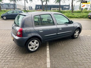 Renault Clio 1.2-16V Campus ((( nieuw apk )))