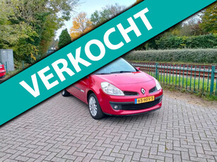 Renault Clio 1.2 TCE Rip Curl 5 deurs Airco/cruise trekhaak Allinprijs