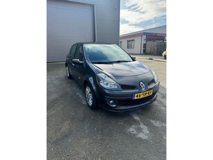 Renault Clio 1.6-16V Dynamique Luxe