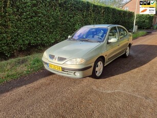 Renault Mégane 1.6-16V Dynamique