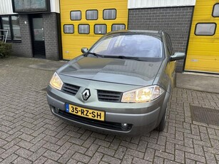 Renault Mégane 1.6-16V Privilège Luxe NAPAirco4 deurs