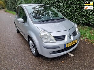 Renault Modus 1.6-16V Dynamique