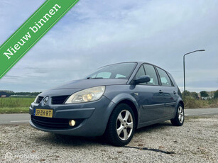 Renault Scenic 1.6-16V Business Line, BJ 2008, Airco