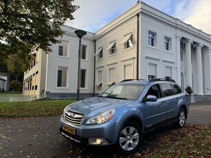 Subaru Outback 2.5i X AWD LUXURY MOOI EN GOED (bj 2012)