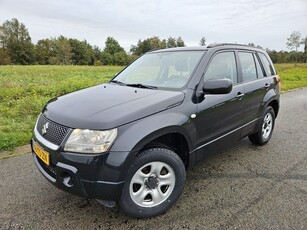 Suzuki Grand Vitara 2.0-16V 4X4 / Clima/Trekhaak