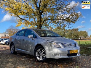 Toyota Avensis 1.8 VVTi Dynamic Cruise + Clima + Navi nu