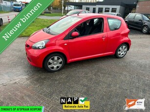 Toyota Aygo 1.0-12V +