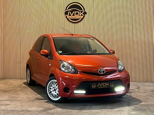 Toyota Aygo 1.0 VVT-i Aspiration 5 - DEURS, AIRCO, LED