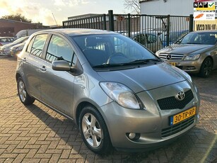 Toyota Yaris 1.3 VVTi Luna MMT Automaat airco elektrische