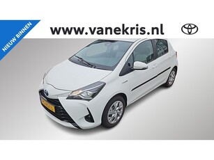 Toyota Yaris 1.5 Hybrid Aspiration, Navigatie, Safety Pack