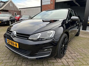 Volkswagen Golf 2.0 TDI Highline Lounge