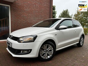 Volkswagen Polo 1.2 Life uitvoering! Highline!